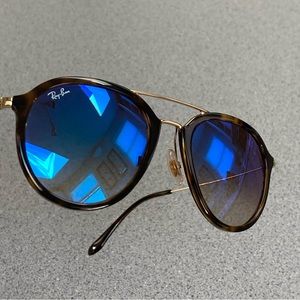 Ray-ban aviator sunglasses